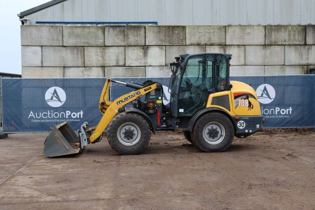 Radlader от тип Mustang AL 708, Gebrauchtmaschine в Antwerpen (Снимка 2)