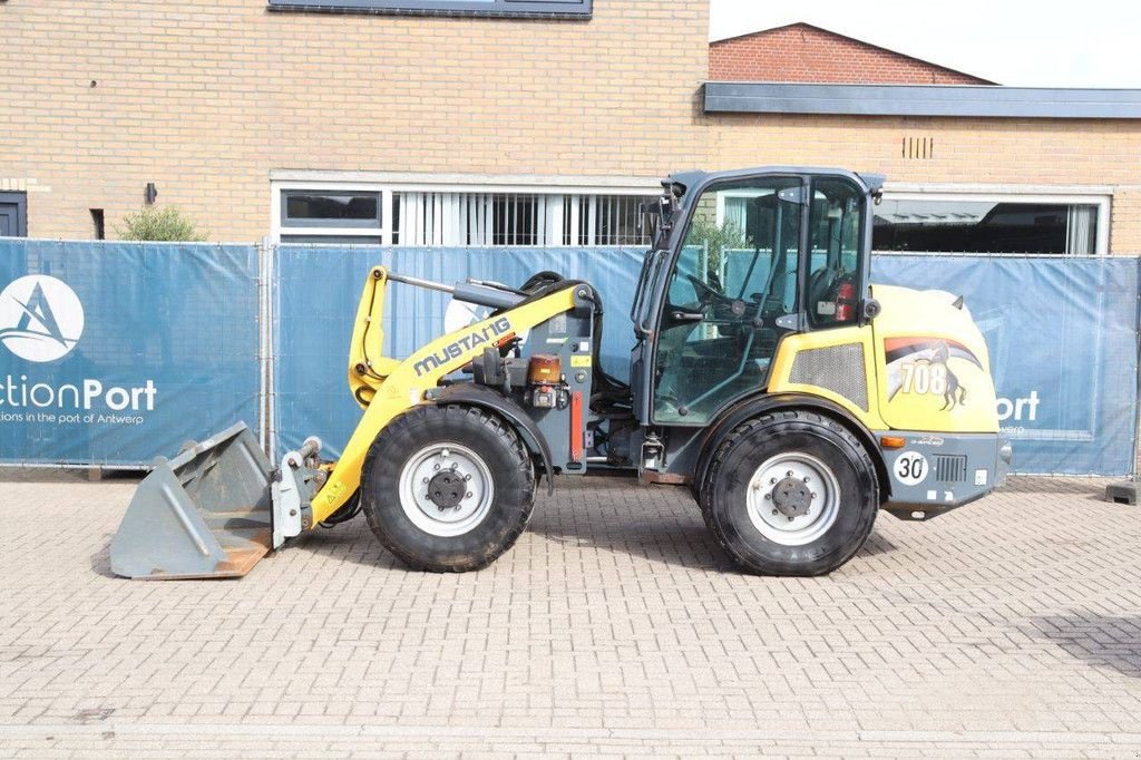 Radlader del tipo Mustang AL 708, Gebrauchtmaschine en Antwerpen (Imagen 2)