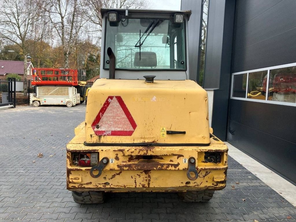 Radlader Türe ait Mustang KL498, Gebrauchtmaschine içinde Antwerpen (resim 4)