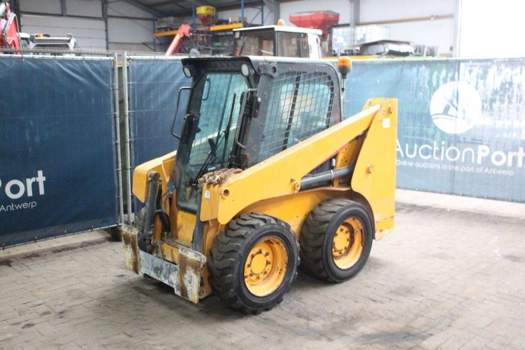 Radlader of the type Mustang R135, Gebrauchtmaschine in Antwerpen (Picture 9)