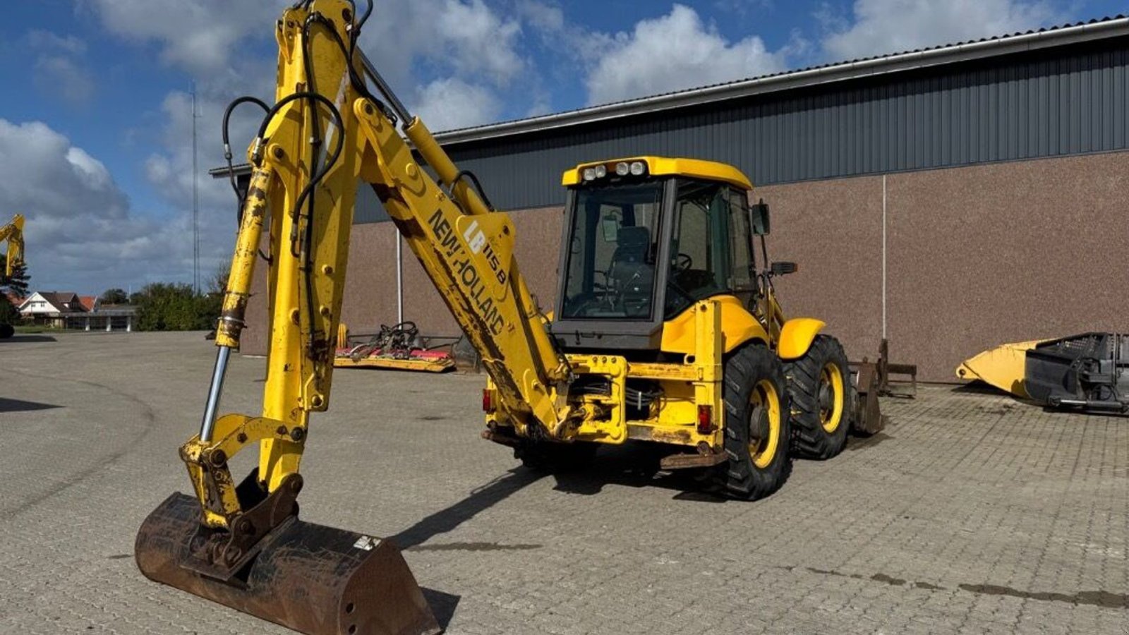 Radlader of the type New Holland LB 115 B 4PS, Gebrauchtmaschine in Rødovre (Picture 3)