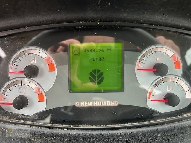 Radlader des Typs New Holland W 130 B, Gebrauchtmaschine in Colmar-Berg (Bild 12)