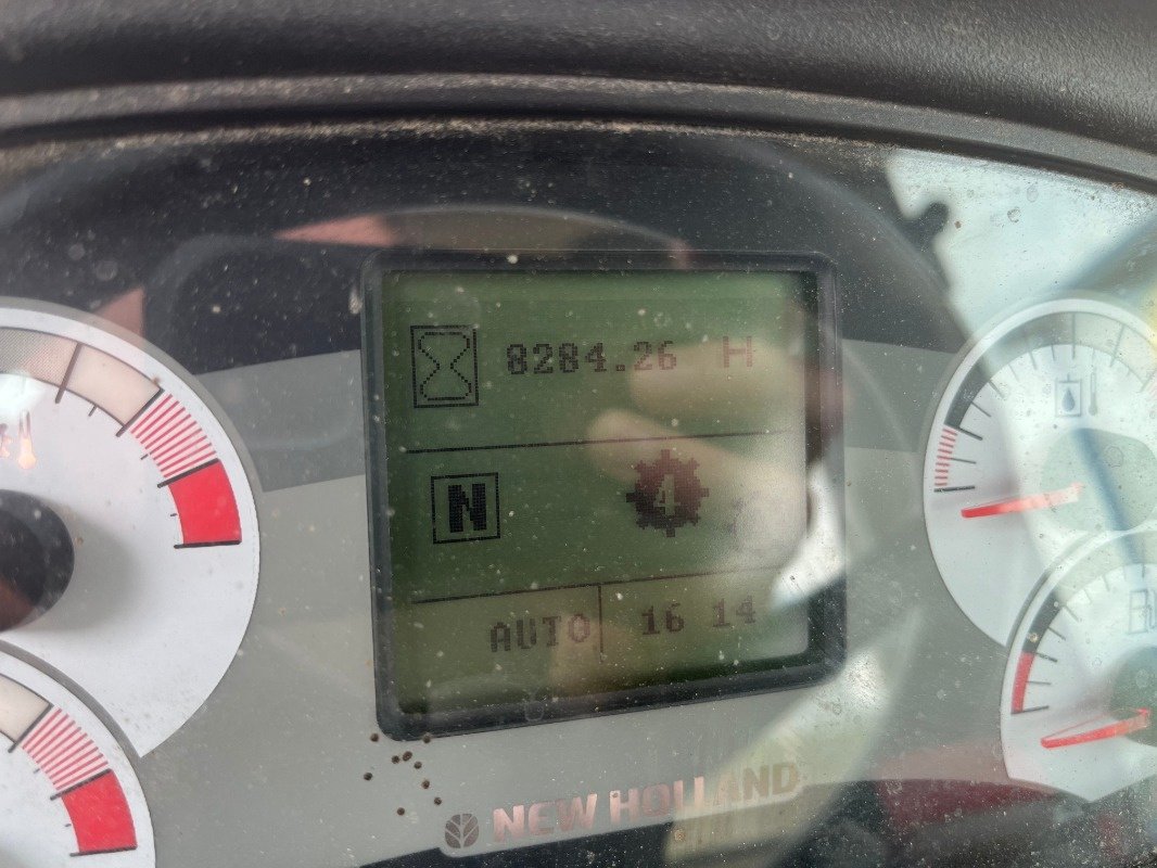 Radlader of the type New Holland W 130 B, Gebrauchtmaschine in Ebersbach (Picture 13)