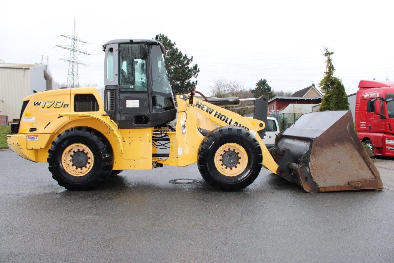 Radlader typu New Holland W 170 B, Gebrauchtmaschine v Nürnberg (Obrázok 16)