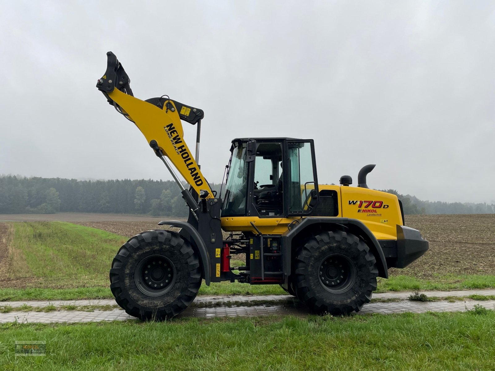 Radlader des Typs New Holland W 170 D, Gebrauchtmaschine in Lichtenfels (Bild 12)