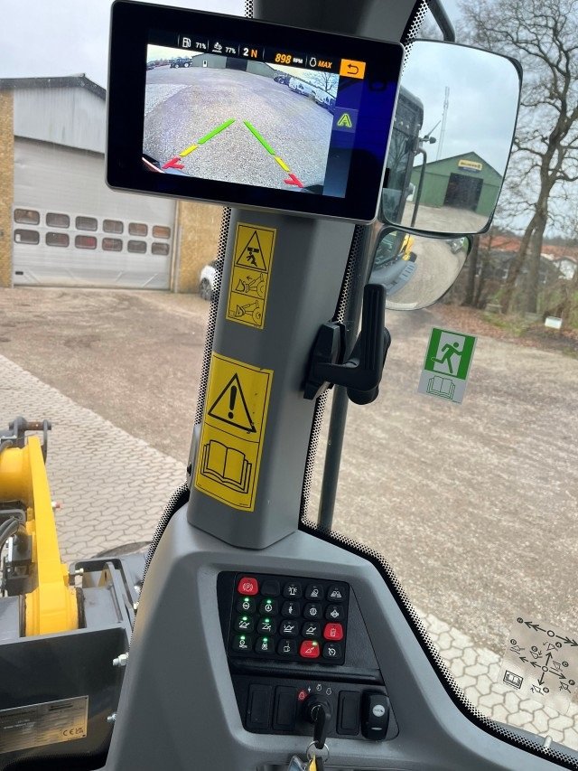 Radlader van het type New Holland W 170D II XR, Gebrauchtmaschine in Rødding (Foto 11)