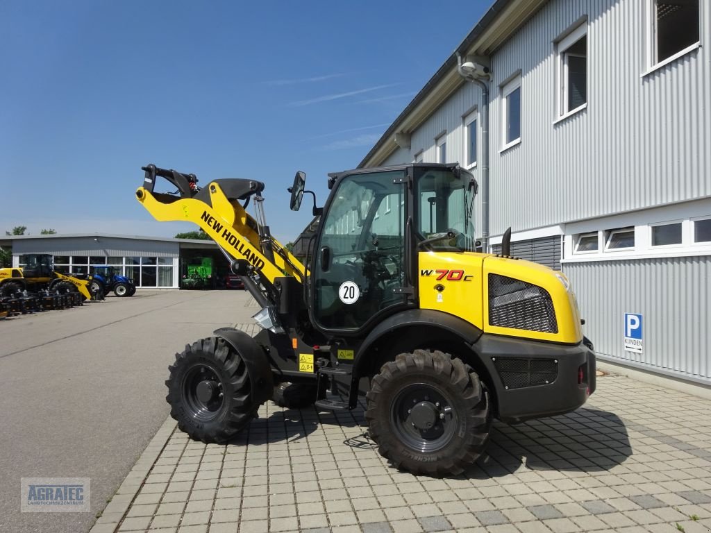 Radlader of the type New Holland W 70 C, Neumaschine in Salching bei Straubing (Picture 8)