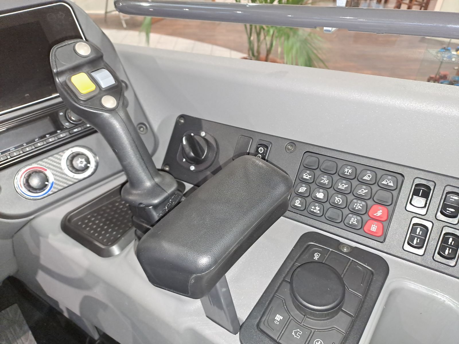 Radlader tip New Holland W 80 C, Neumaschine in Burgkirchen (Poză 12)