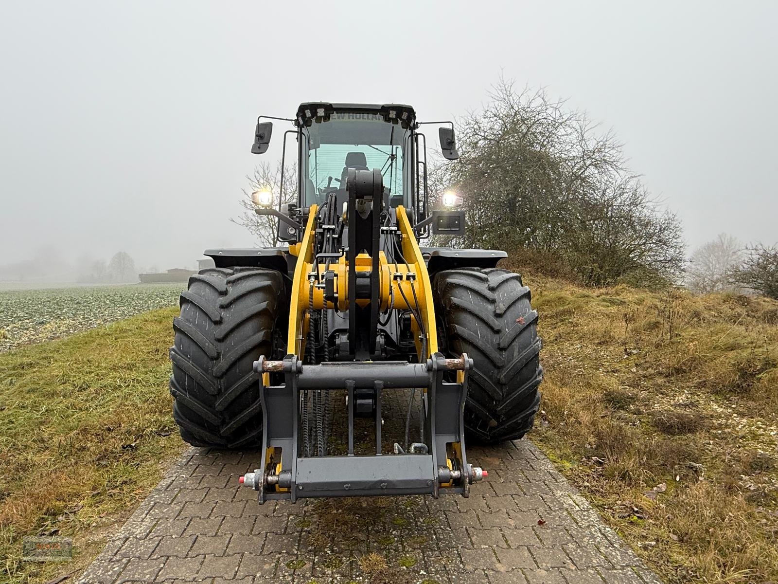 Radlader des Typs New Holland W170 D, Gebrauchtmaschine in Lichtenfels (Bild 11)