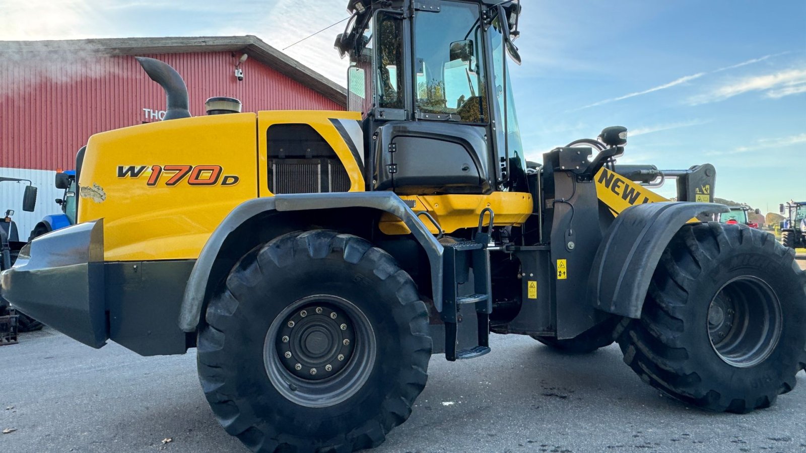 Radlader of the type New Holland W170D KUN 5500 TIMER OG MED SKOVL!, Gebrauchtmaschine in Nørager (Picture 12)