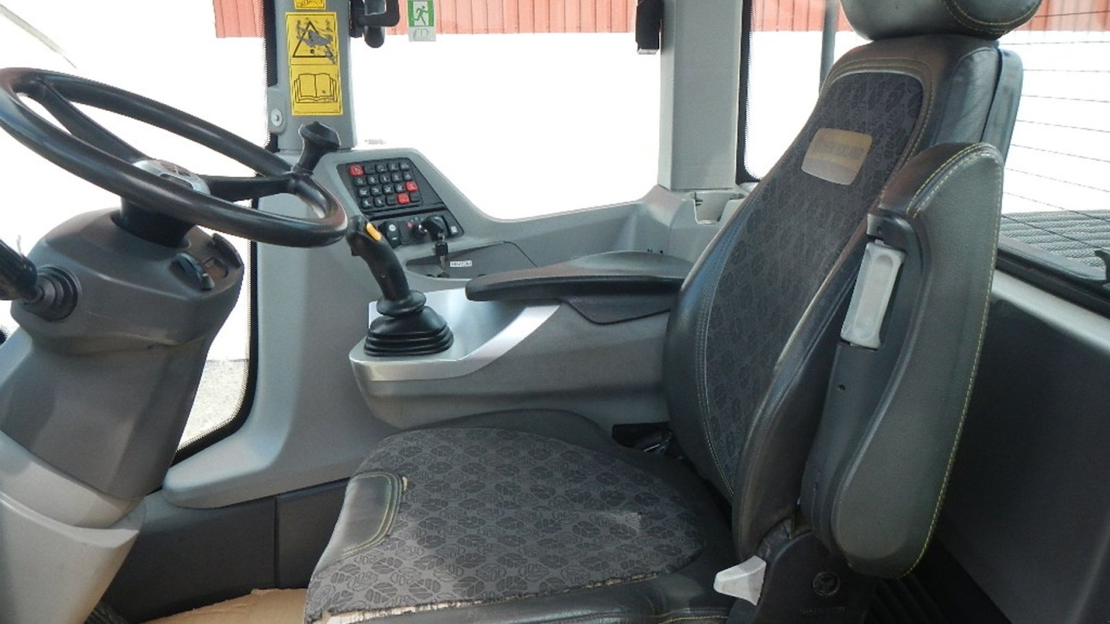 Radlader of the type New Holland W170D LR Long Reach, Gebrauchtmaschine in Aabenraa (Picture 9)