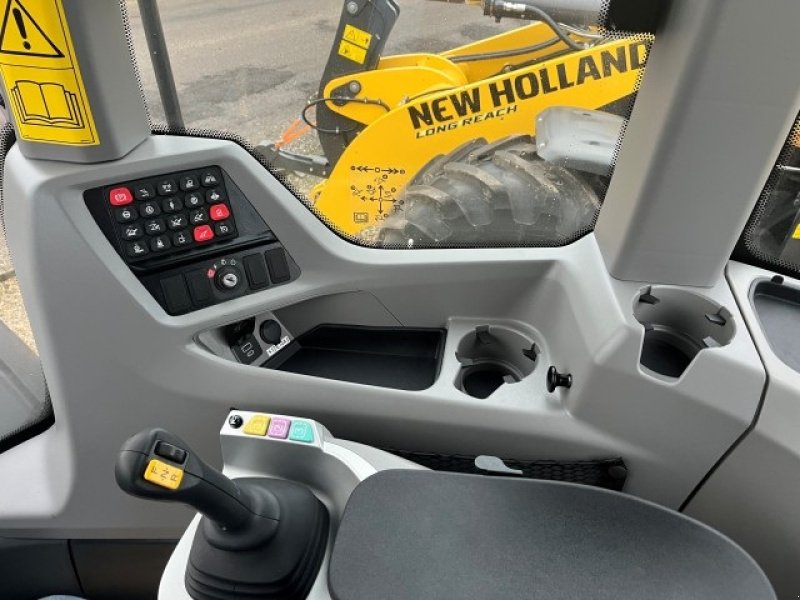 Radlader typu New Holland W170D PLUS FORAGE PO, Gebrauchtmaschine w Rødding (Zdjęcie 8)