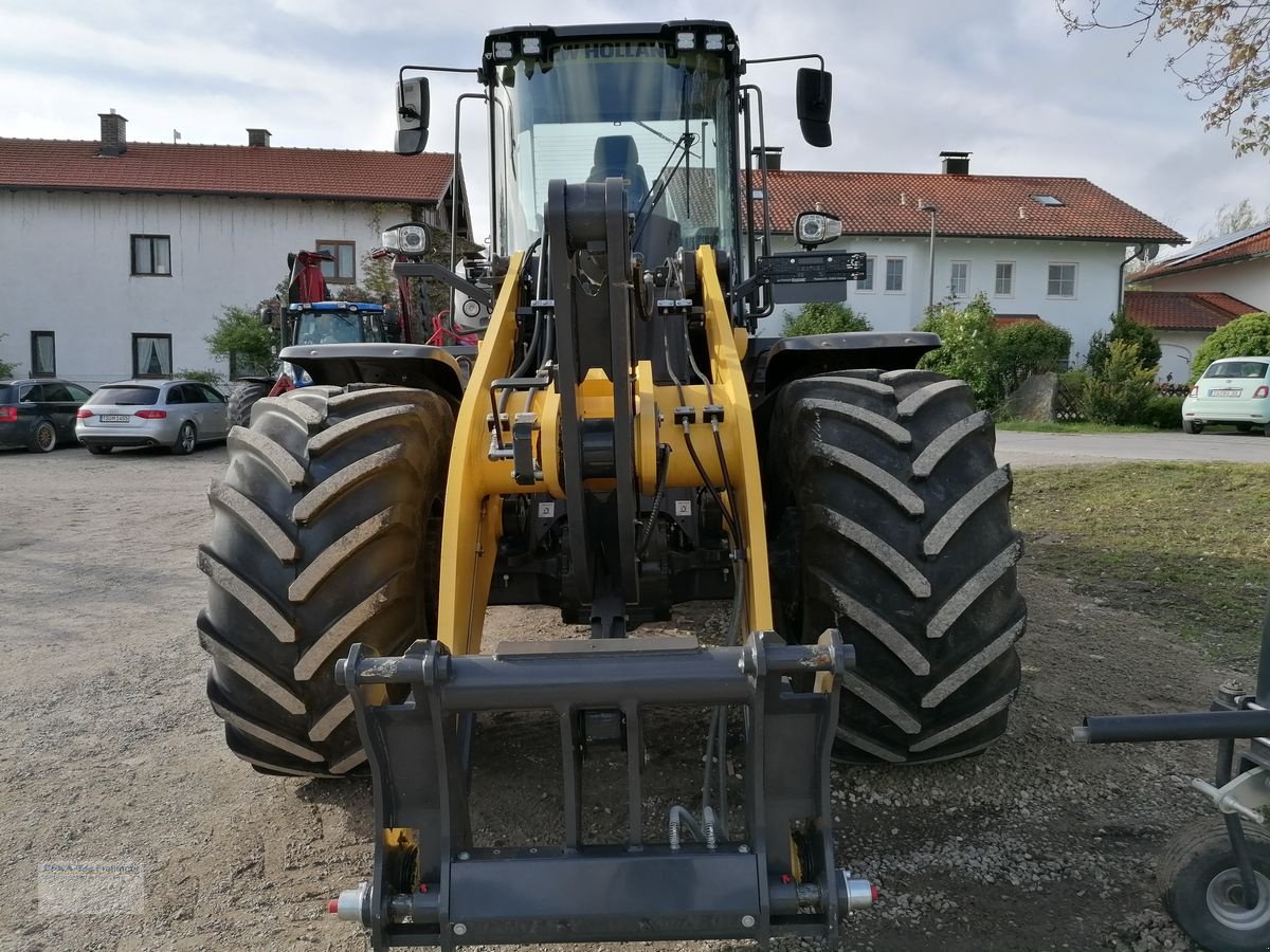 Radlader des Typs New Holland W170D, Vorführmaschine in Obing (Bild 4)