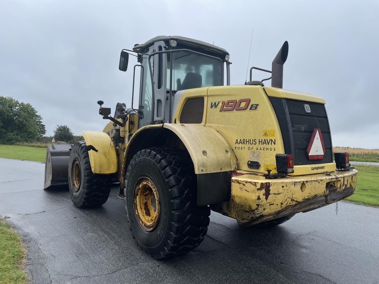 Radlader of the type New Holland W190B, Gebrauchtmaschine in Hadsten (Picture 3)