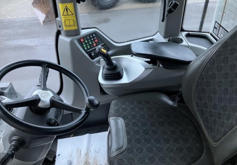 Radlader des Typs New Holland W190D LR, Gebrauchtmaschine in Middelfart (Bild 11)