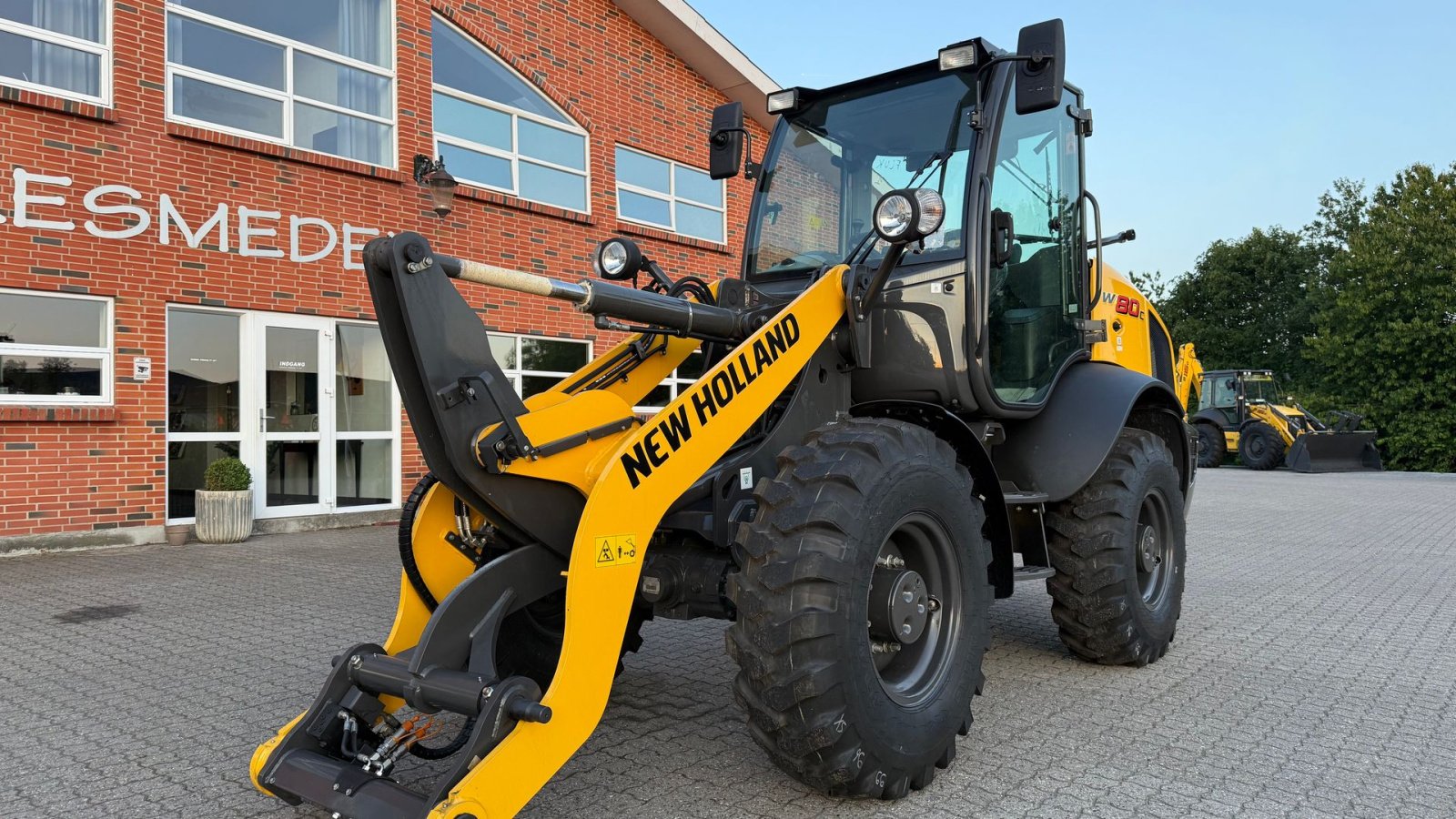 Radlader of the type New Holland W80C ZR-HS, Gebrauchtmaschine in Gjerlev J. (Picture 2)