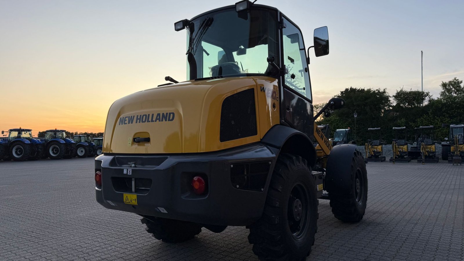 Radlader of the type New Holland W80C ZR-HS, Gebrauchtmaschine in Gjerlev J. (Picture 5)