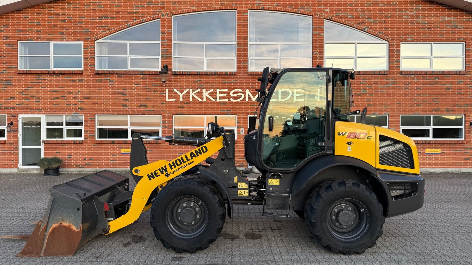 Radlader van het type New Holland W80C ZR-HS, Gebrauchtmaschine in Gjerlev J. (Foto 1)