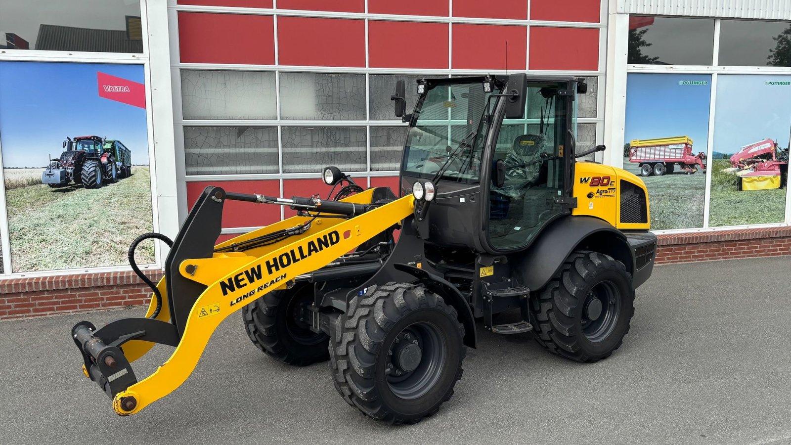 Radlader of the type New Holland W80C, Gebrauchtmaschine in Hobro (Picture 1)