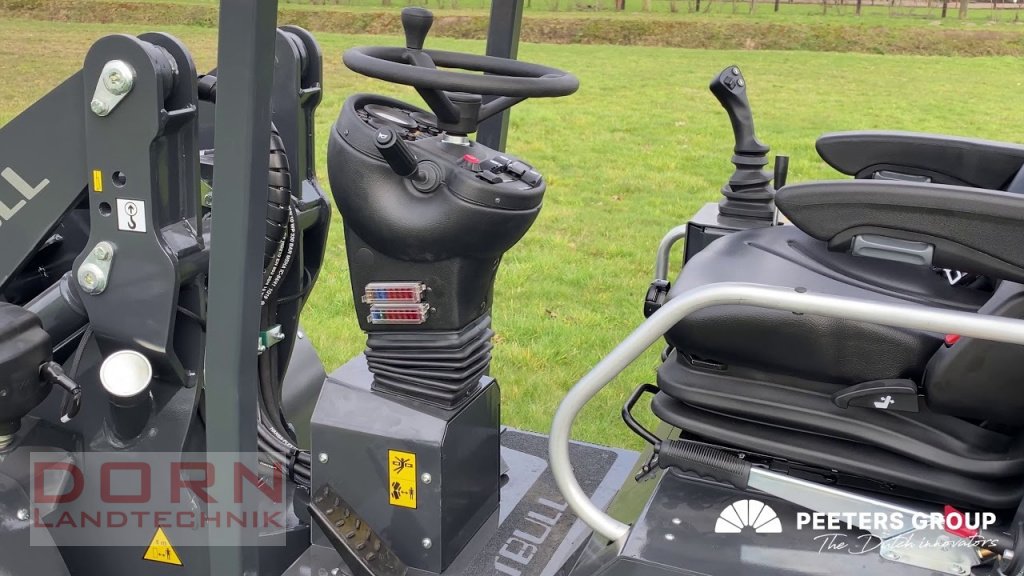 Radlader des Typs Pitbull X27 - 26V, Neumaschine in Bruckberg (Bild 4)