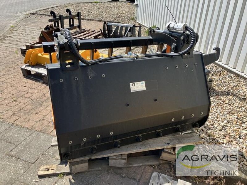 Radlader of the type Quicke SILOGRAB S+ 130, Neumaschine in Königslutter (Picture 3)