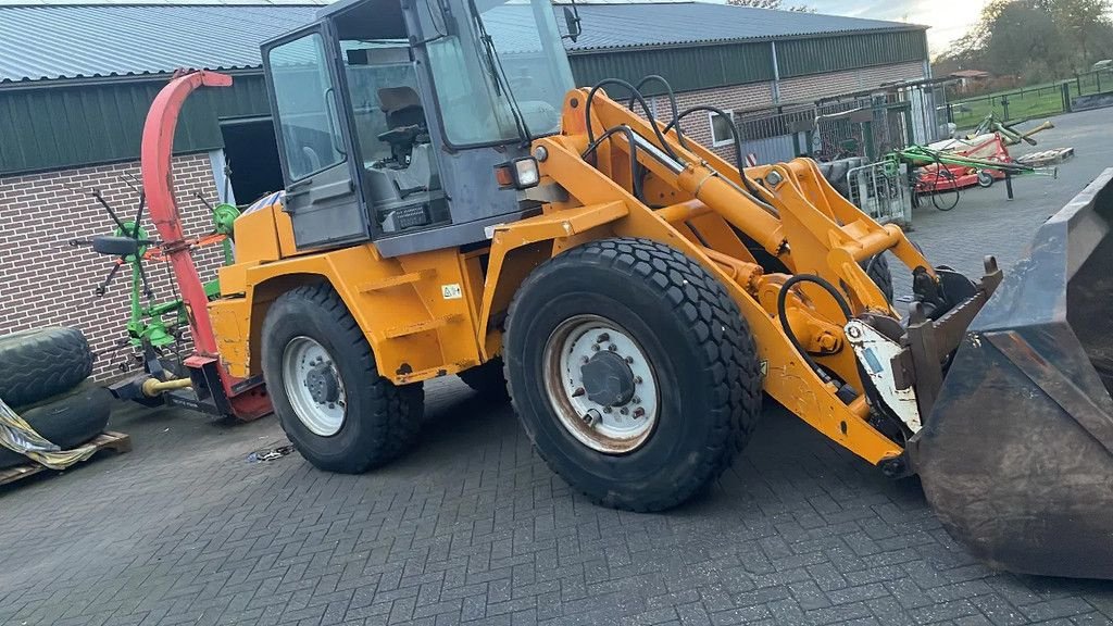 Radlader tip Schaeff 863 zeer netjes, Gebrauchtmaschine in Scherpenzeel GLD (Poză 2)