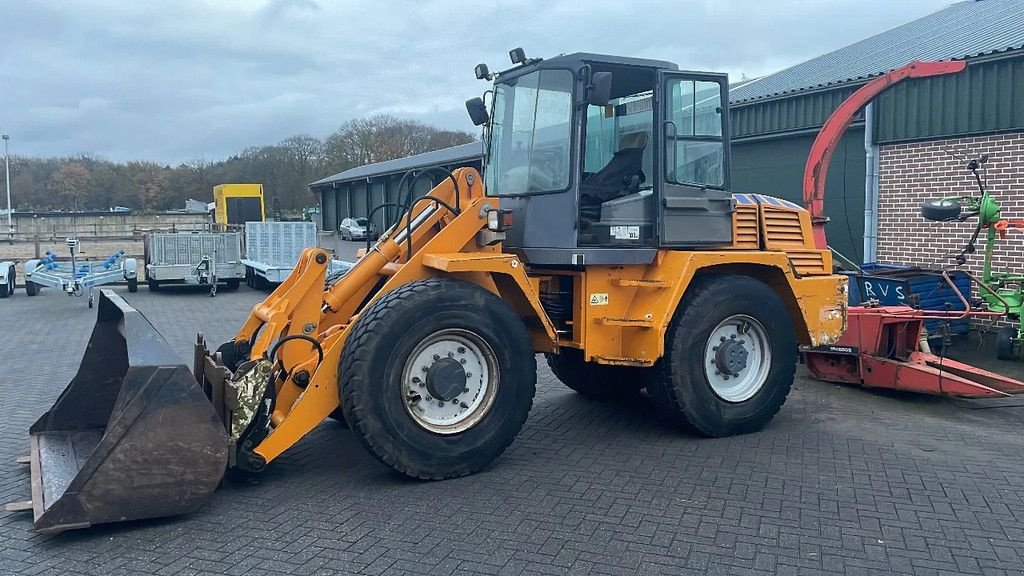 Radlader tip Schaeff 863 zeer netjes, Gebrauchtmaschine in Scherpenzeel GLD (Poză 1)