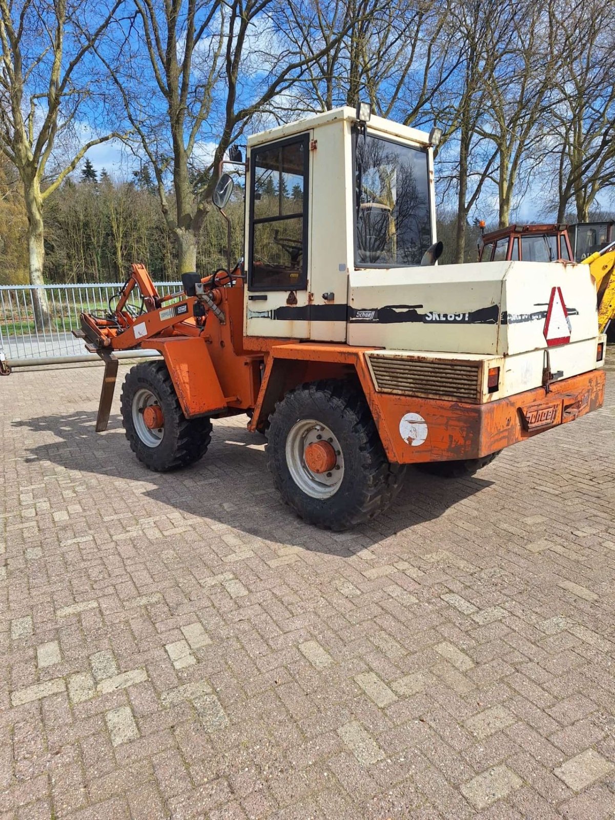 Radlader от тип Schaeff SKL 851, Gebrauchtmaschine в Nieuw Wehl (Снимка 3)