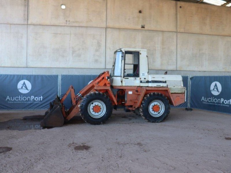 Schaeff SKL 861, Gebrauchtmaschine, Baujahr: 1994 (Bild 1) Radlader des Typs Schaeff SKL 861, Gebrauchtmaschine in Antwerpen (Bild 1)