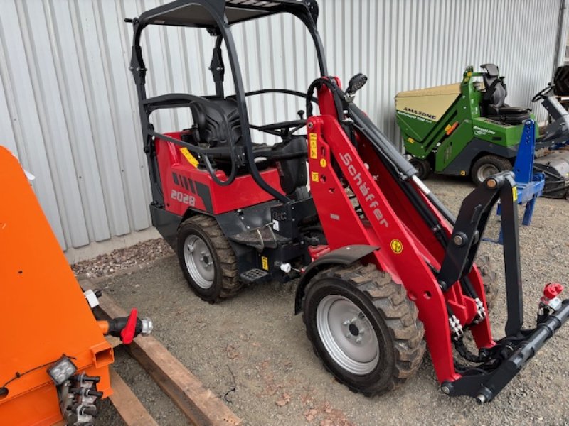 Radlader des Typs Schäffer 2028-2, Neumaschine in Werther (Bild 2)