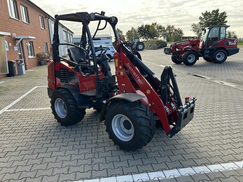 Radlader of the type Schäffer 23 e, Neumaschine in Rollwitz (Picture 3)