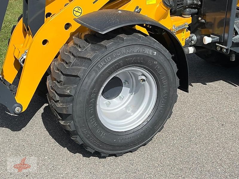 Radlader of the type Schäffer 2430 SLT, Neumaschine in Oederan (Picture 6)