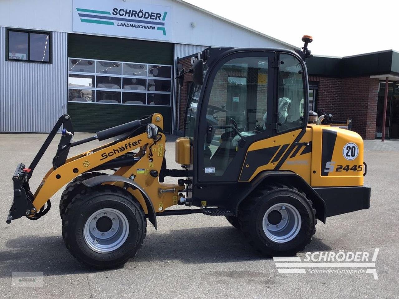 Radlader of the type Schäffer 2445 S, Neumaschine in Penzlin (Picture 6)