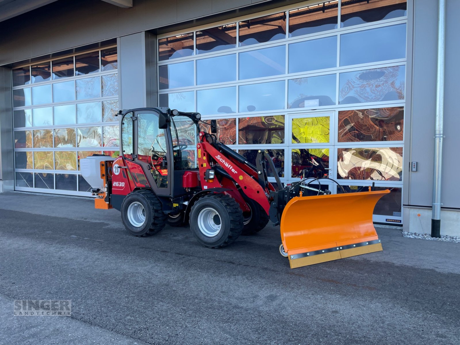 Radlader des Typs Schäffer 2630 Winterdienst *Kugelmann + Lehner*, Neumaschine in Biessenhofen (Bild 1)