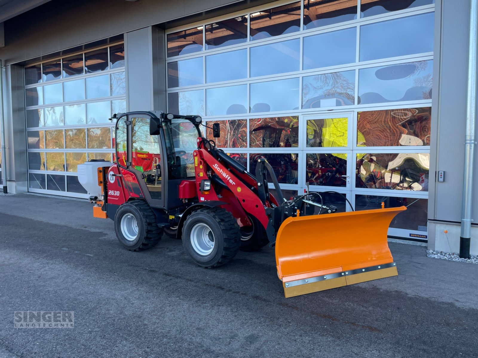 Radlader des Typs Schäffer 2630 Winterdienst *Kugelmann + Lehner*, Neumaschine in Biessenhofen (Bild 2)