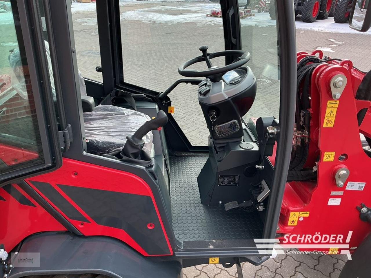 Radlader van het type Schäffer 3650 T, Neumaschine in Friedland (Foto 2)