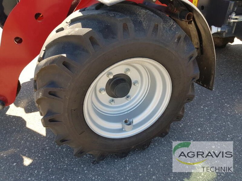 Radlader tipa Schäffer 4670, Neumaschine u Nartum (Slika 2)