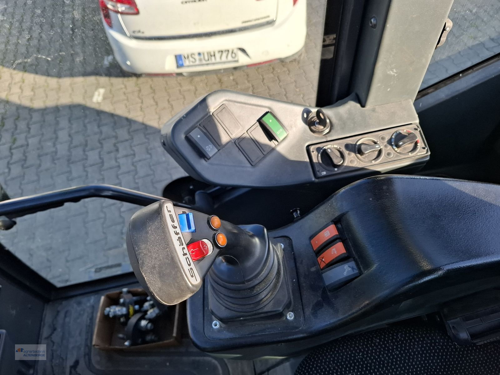 Radlader typu Schäffer 8620T - 2 Teleskopradlader 40km/h, Klima,  95 kw, Gebrauchtmaschine v Altenberge (Obrázek 12)