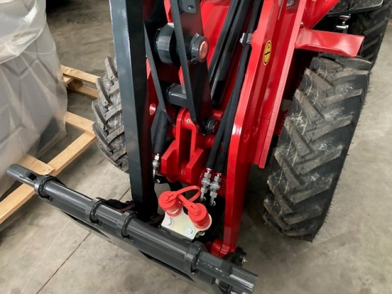 Radlader des Typs Schäffer Hoflader Typ 2024, Neumaschine in Weinbergen-Bollstedt (Bild 6)