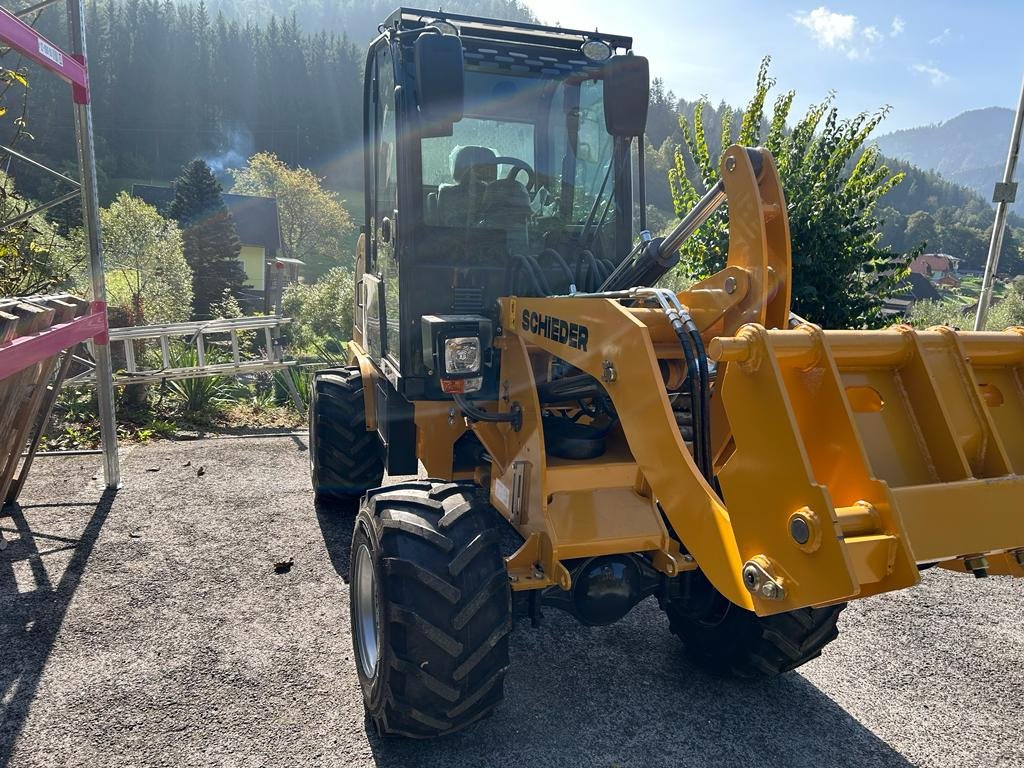 Radlader za tip schieder 780 4WD Hoflader mit Kabine und EURO 5, Neumaschine u mixnitz (Slika 6)