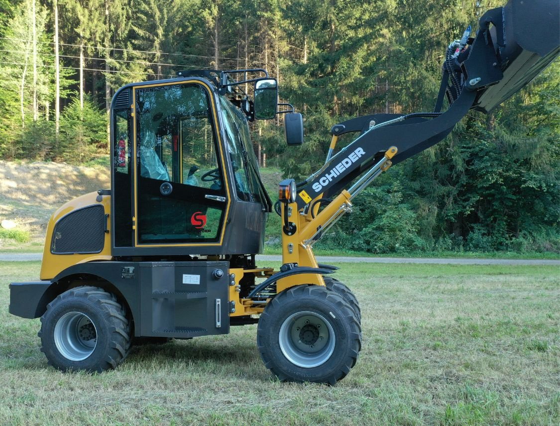 Radlader typu schieder Radlader-(Hoflader) Mit Kabine, Neumaschine v mixnitz (Obrázek 4)