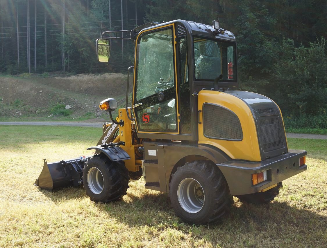 Radlader typu schieder Radlader-(Hoflader) Mit Kabine, Neumaschine v mixnitz (Obrázek 9)