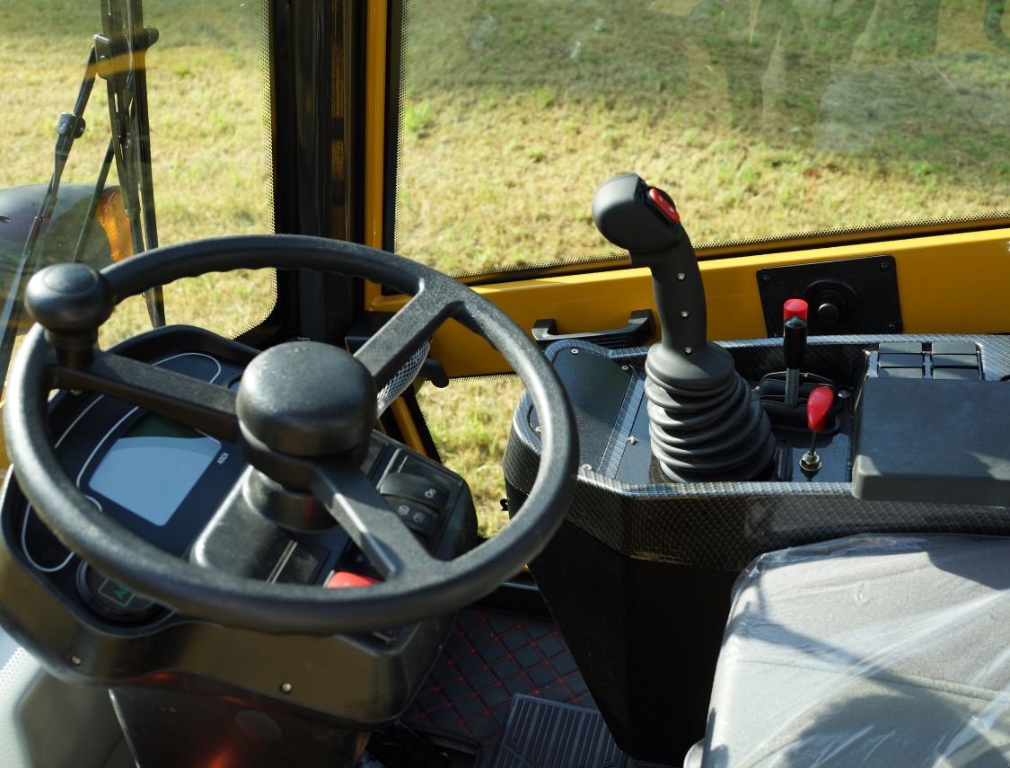 Radlader typu schieder Radlader-(Hoflader) Mit Kabine, Neumaschine v mixnitz (Obrázek 15)