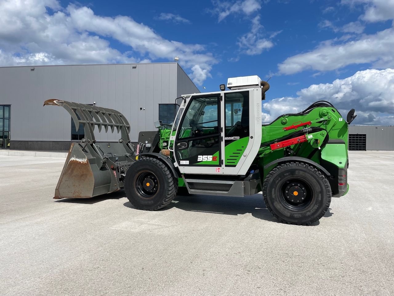 Radlader del tipo Sennebogen 355E Multi-Cab, Gebrauchtmaschine en Holten (Imagen 2)