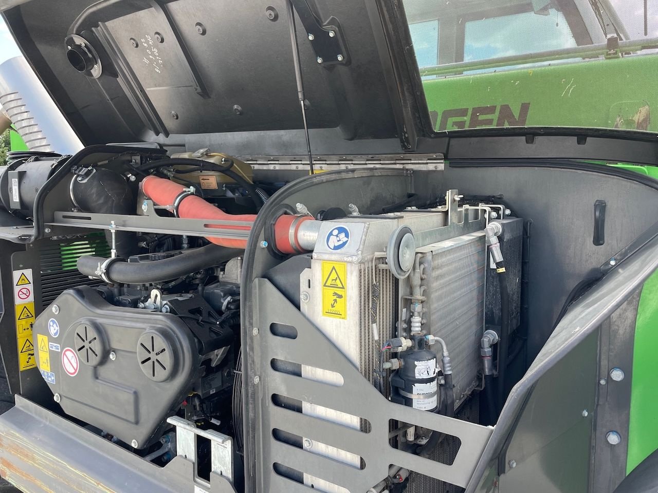 Radlader del tipo Sennebogen 355E Multi-Cab, Gebrauchtmaschine en Holten (Imagen 9)