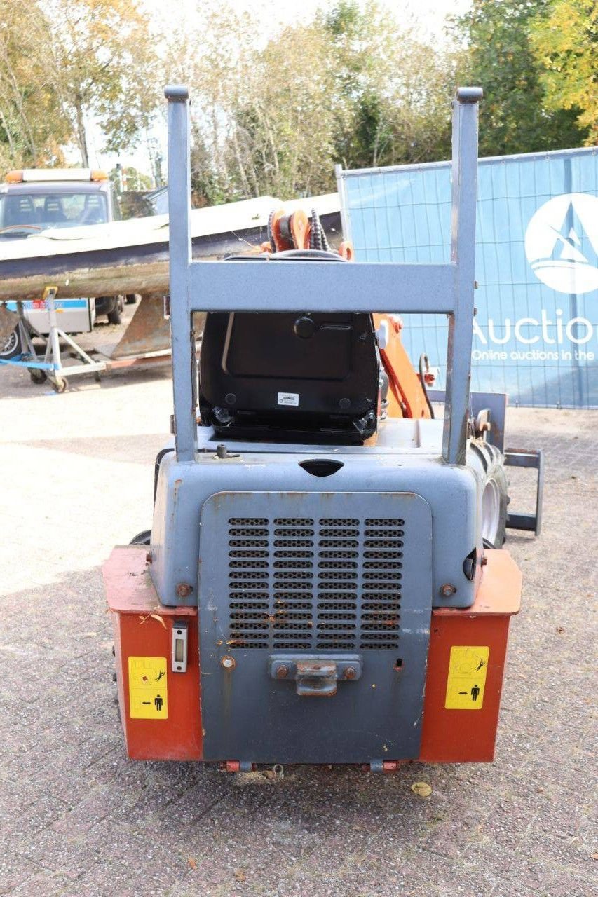 Radlader типа Sonstige 25, Gebrauchtmaschine в Antwerpen (Фотография 5)