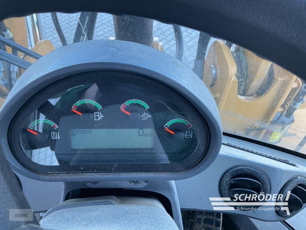 Radlader van het type Sonstige 938 M, Gebrauchtmaschine in Wildeshausen (Foto 22)