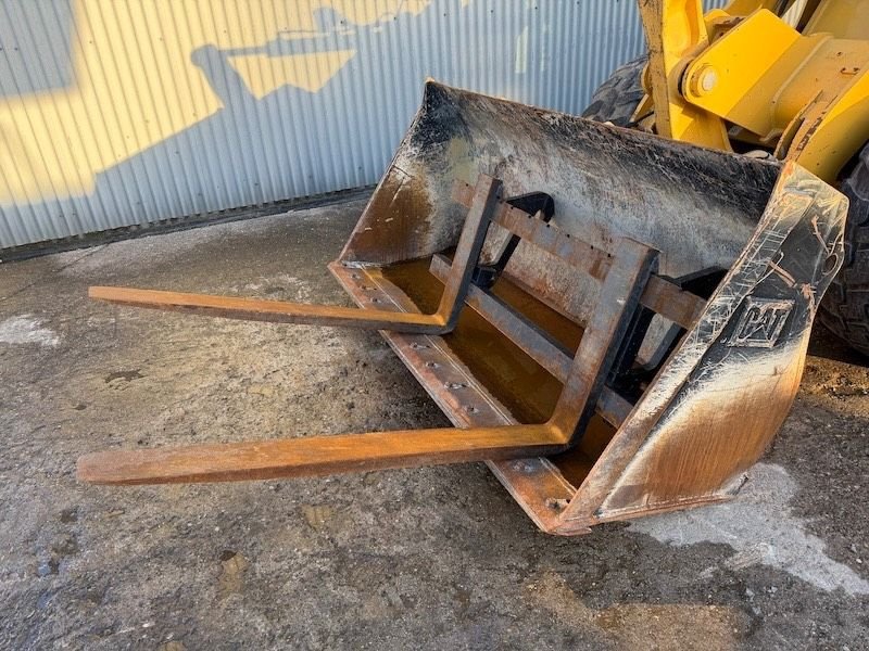 Radlader типа Sonstige Cat 906 H 2, Gebrauchtmaschine в Beveren-Waas Melsele (Фотография 4)