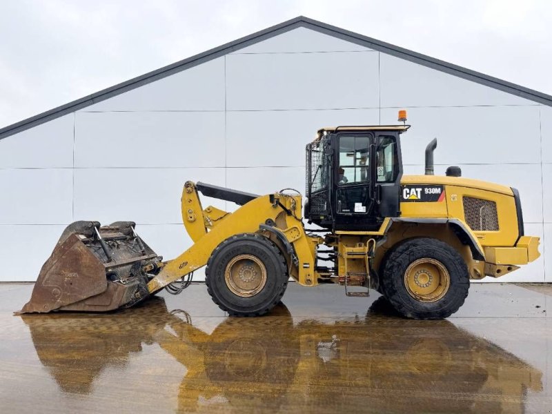 Radlader of the type Sonstige Cat 930M - High-tip Bucket / Weight System, Gebrauchtmaschine in Veldhoven (Picture 1)