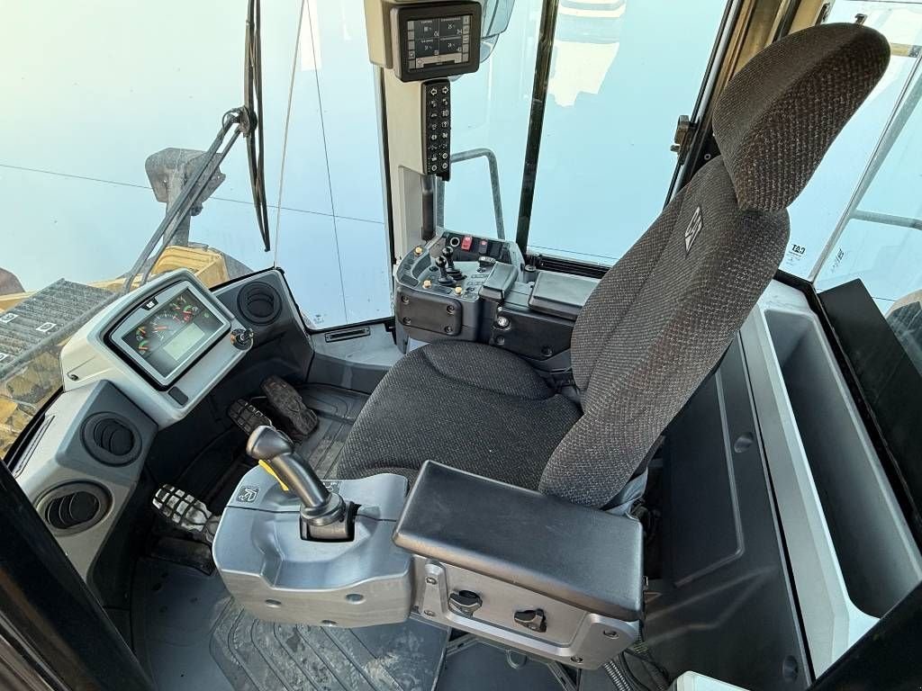 Radlader del tipo Sonstige Cat 972M - German Machine / Automatic Greasing, Gebrauchtmaschine In Veldhoven (Immagine 9)